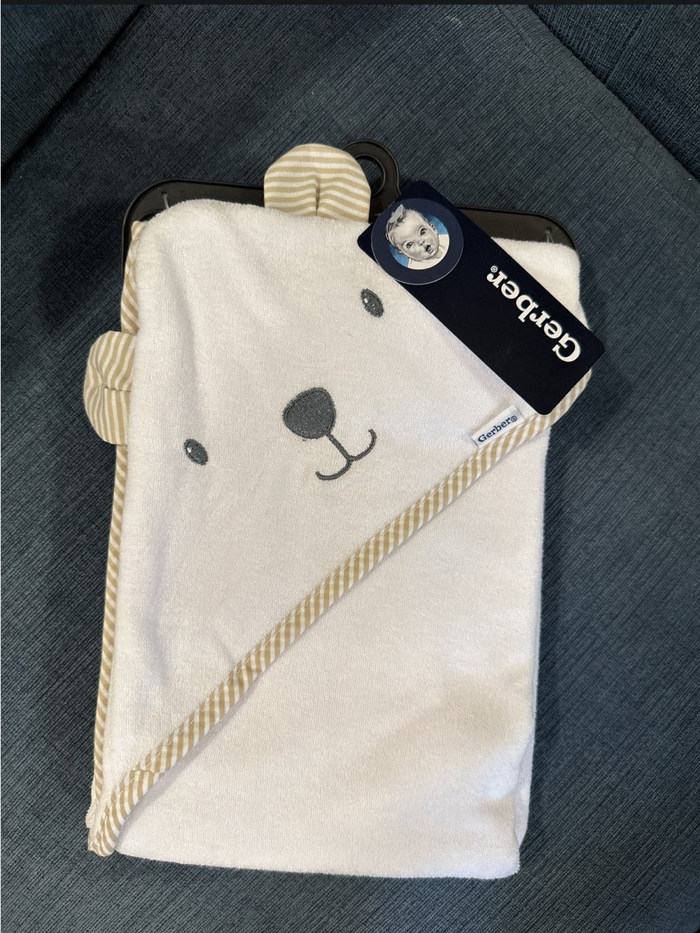 NWT Gerber White Hooded Baby Towel with Beige Trim and Bear Face